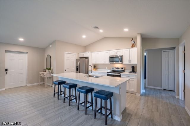 8152 Pelican RD, Fort Myers, FL 33967