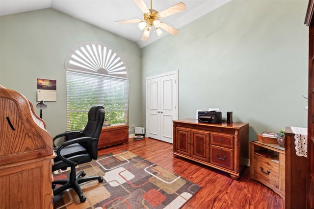 2505 Inverrary Drive, Ennis, TX 75119