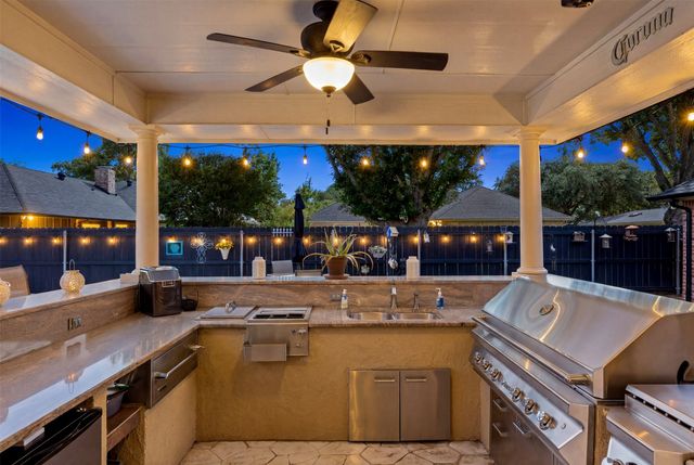 2505 Inverrary Drive, Ennis, TX 75119
