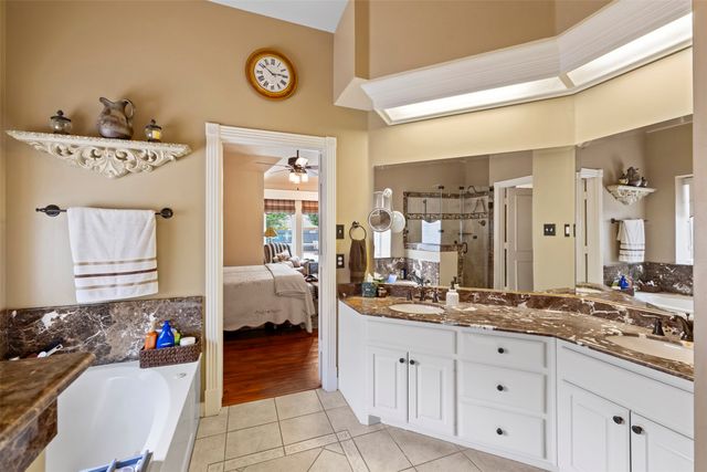 2505 Inverrary Drive, Ennis, TX 75119