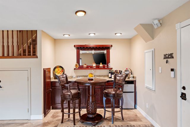 2505 Inverrary Drive, Ennis, TX 75119