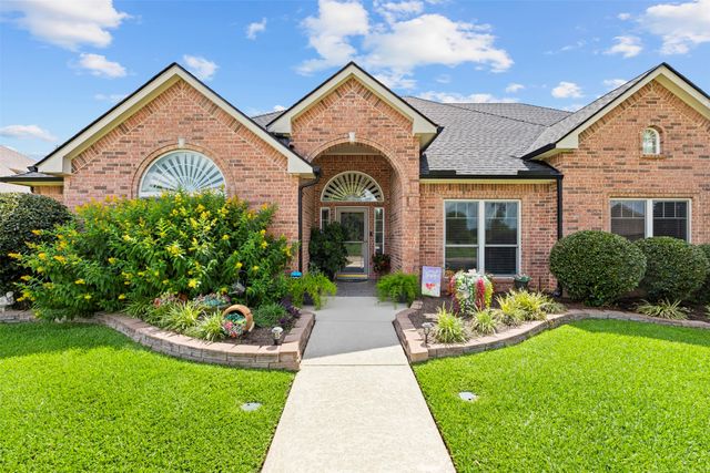2505 Inverrary Drive, Ennis, TX 75119