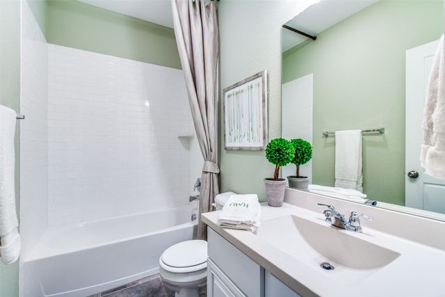 1605 Cedar Crest Drive, Forney, TX 75126