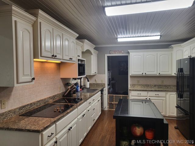615 E Schley Drive, Vian, OK 74962