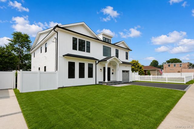1222 Powell Avenue, North Merrick, NY 11566