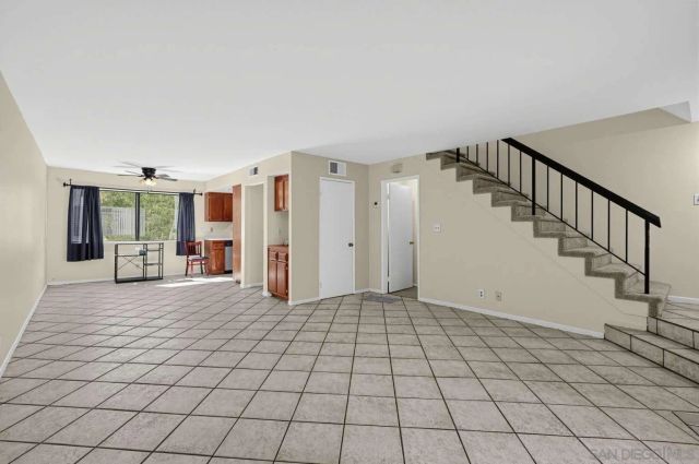 8750 Kester AVE 31, Panorama City, CA 91402