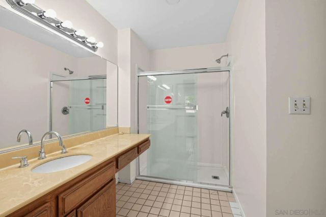 8750 Kester AVE 31, Panorama City, CA 91402