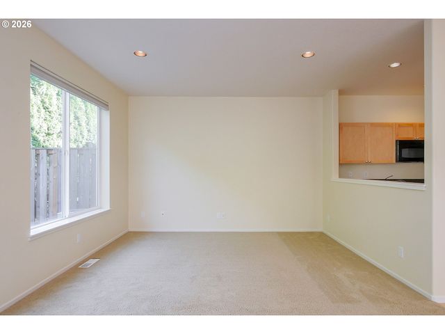 2414 Nw 168TH Pl, Beaverton, OR 97006