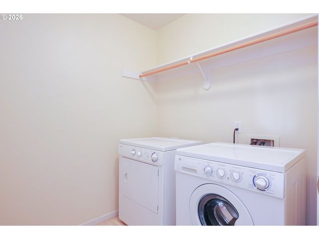 2414 Nw 168TH Pl, Beaverton, OR 97006