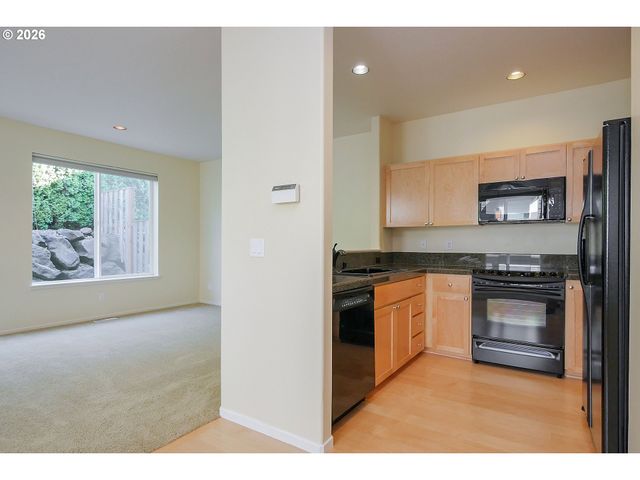 2414 Nw 168TH Pl, Beaverton, OR 97006