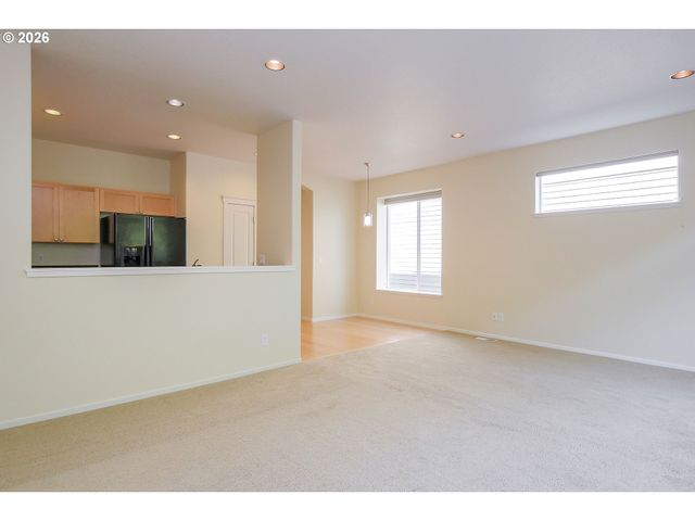 2414 Nw 168TH Pl, Beaverton, OR 97006