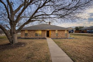 228 Prairie View Lane, Red Oak, TX 75154