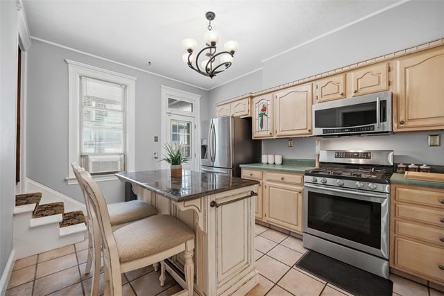 1101 Mcclure St, Munhall, PA 15120