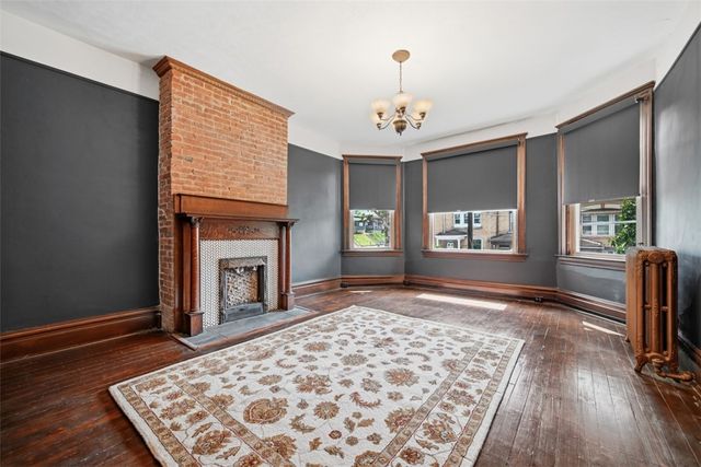 1101 Mcclure St, Munhall, PA 15120