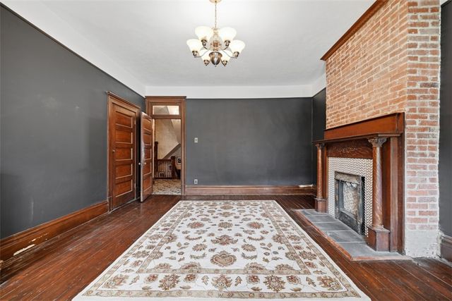 1101 Mcclure St, Munhall, PA 15120