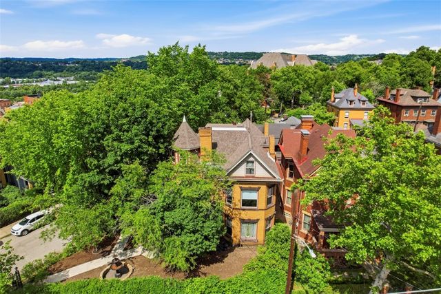1101 Mcclure St, Munhall, PA 15120