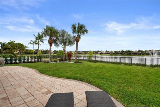 3704 Siena Circle, Wellington, FL 33414