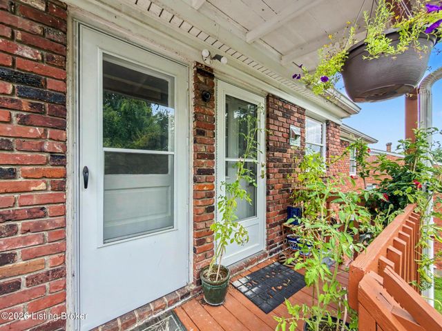 2714 Riedling Dr APT 4, Louisville, KY 40206