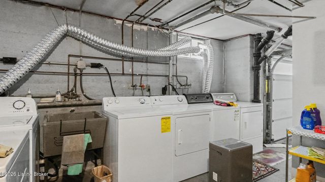 2714 Riedling Dr APT 4, Louisville, KY 40206