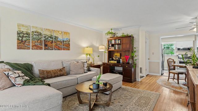 2714 Riedling Dr APT 4, Louisville, KY 40206
