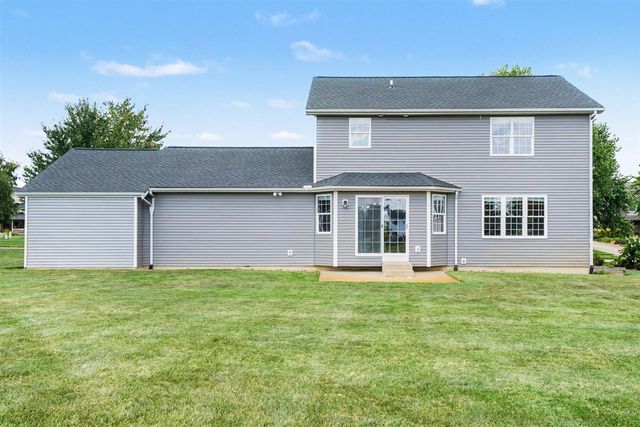 5948 Pollys Path, Berrien Springs, MI 49103