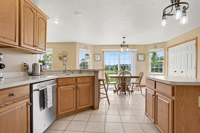 5948 Pollys Path, Berrien Springs, MI 49103