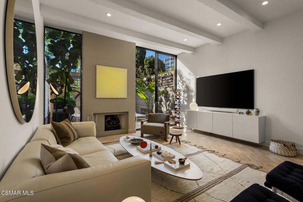 1033 Carol Drive 104, West Hollywood, CA 90069 — photo 2
