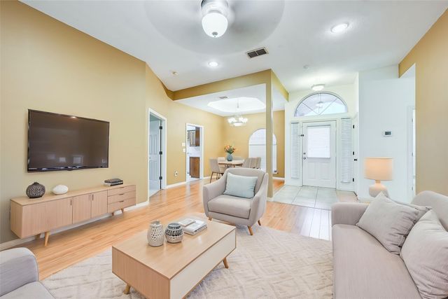 1136 Park Glen, Crowley, TX 76036