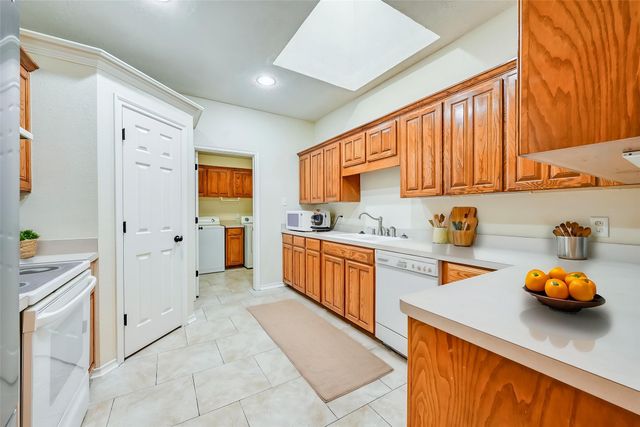 1136 Park Glen, Crowley, TX 76036