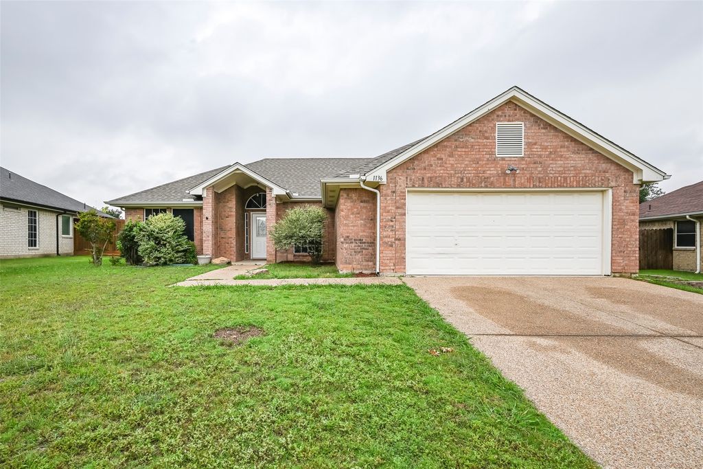1136 Park Glen, Crowley, TX 76036