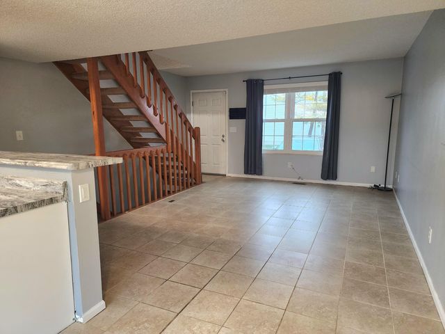 4995 Singleton Drive, 18C, Hilliard, OH 43026