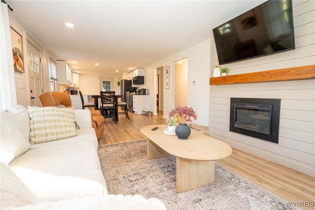 12387 Westwood Road, Alden, NY 14004