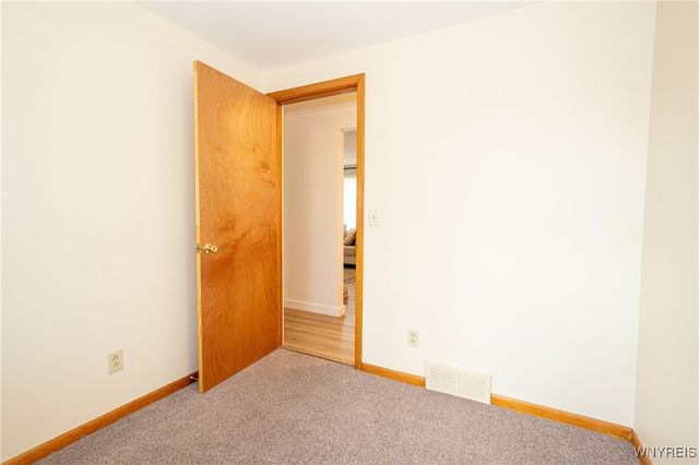 12387 Westwood Road, Alden, NY 14004