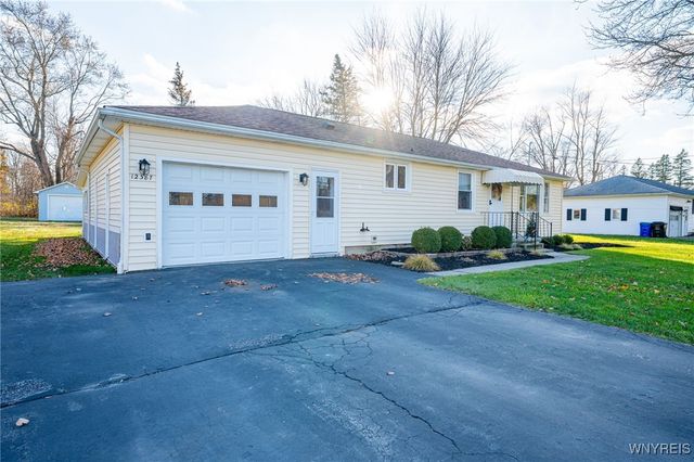 12387 Westwood Road, Alden, NY 14004