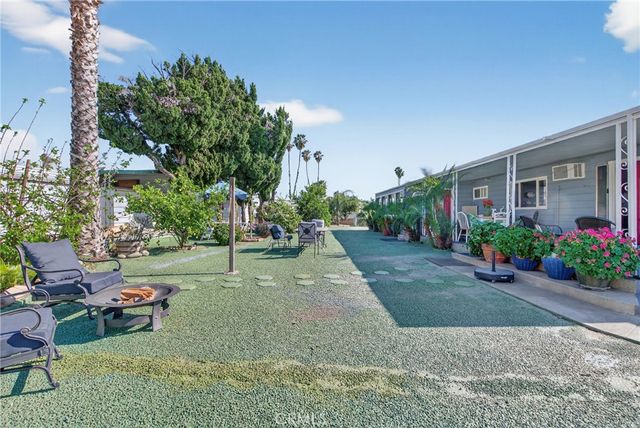 780 Santa Clara Circle, Hemet, CA 92543