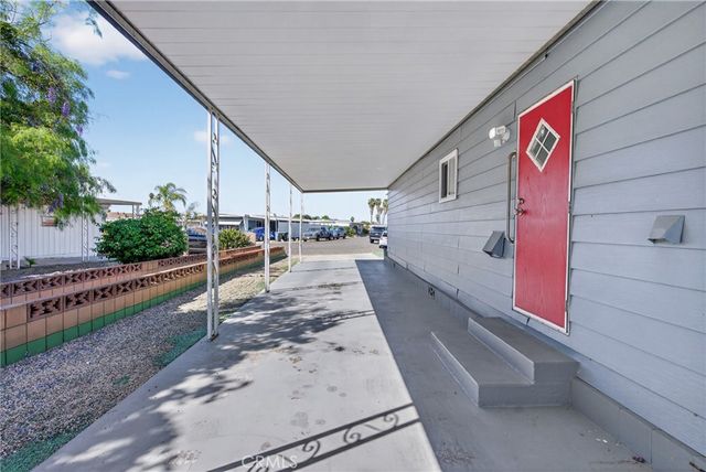 780 Santa Clara Circle, Hemet, CA 92543