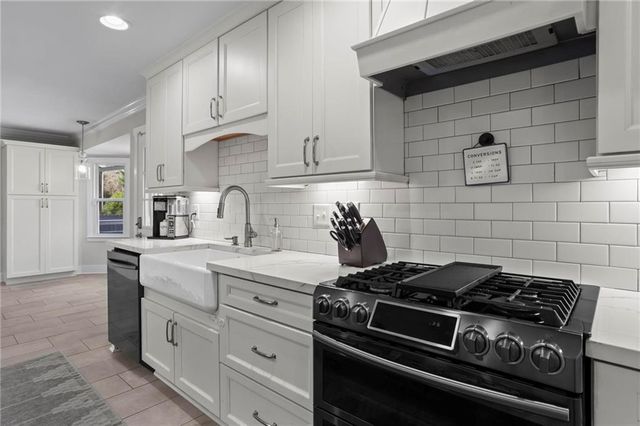 521 Creekwood Drive, Marietta, GA 30068