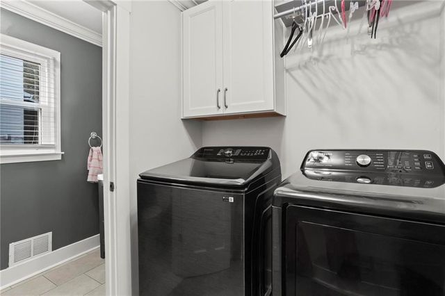 521 Creekwood Drive, Marietta, GA 30068