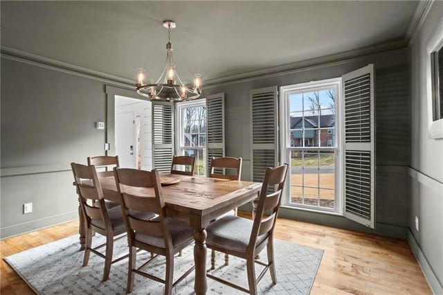 521 Creekwood Drive, Marietta, GA 30068