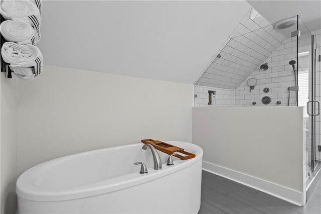 521 Creekwood Drive, Marietta, GA 30068