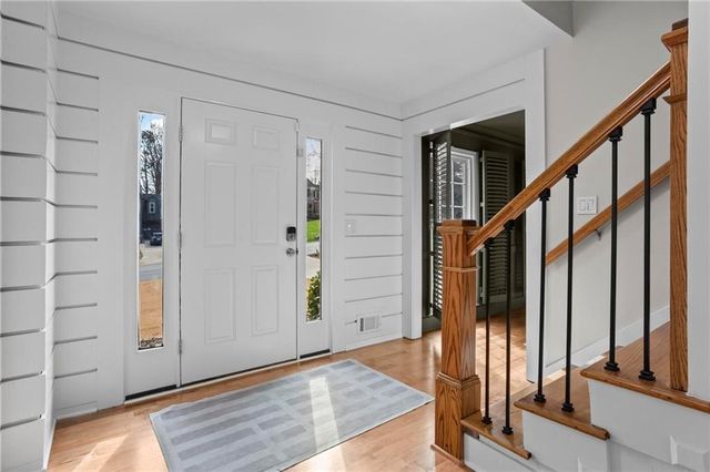 521 Creekwood Drive, Marietta, GA 30068