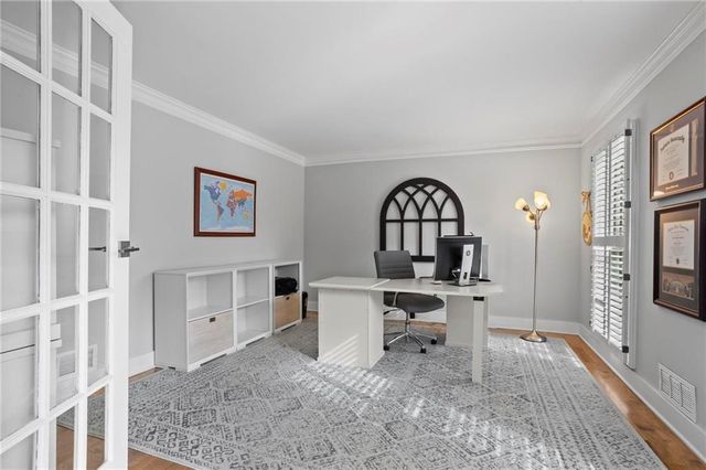 521 Creekwood Drive, Marietta, GA 30068