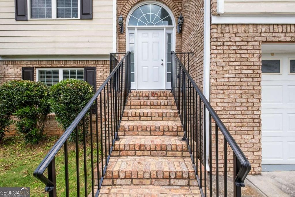 2323 Crimson Creek Lane, Snellville, GA 30078 — photo 4