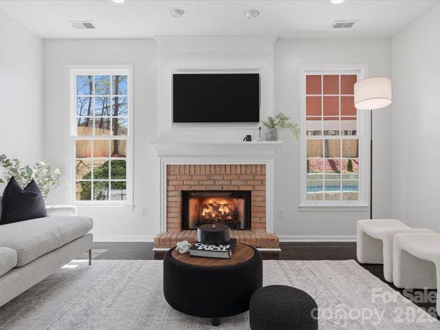 7702 Harrington Woods Road, Charlotte, NC 28269