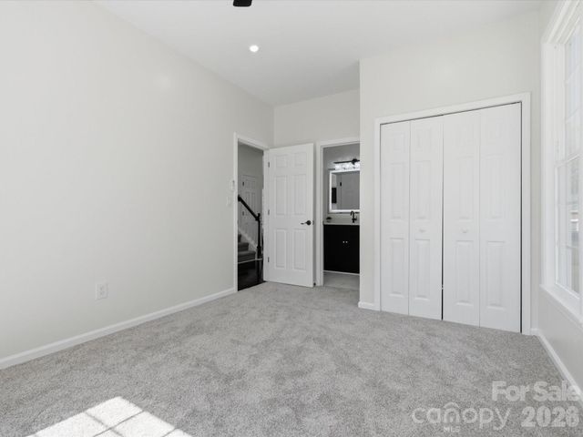 7702 Harrington Woods Road, Charlotte, NC 28269