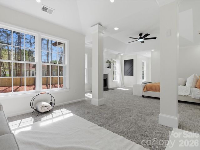 7702 Harrington Woods Road, Charlotte, NC 28269