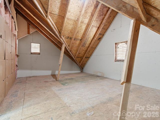 7702 Harrington Woods Road, Charlotte, NC 28269