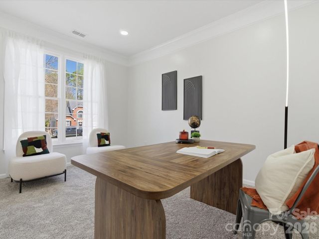 7702 Harrington Woods Road, Charlotte, NC 28269