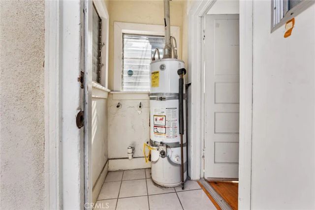 272 S Burlington, Los Angeles, CA 90057