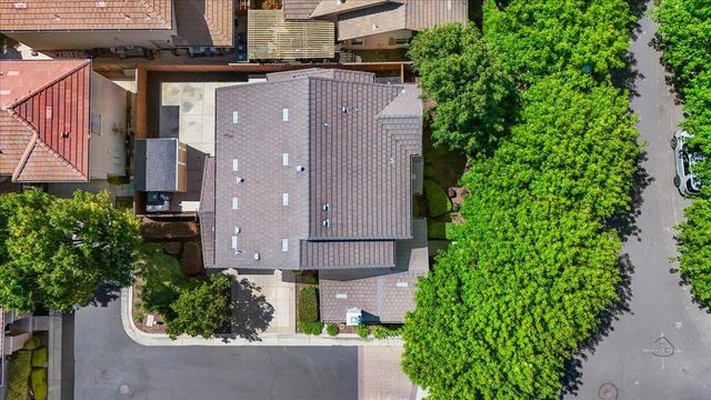 474 N Orinda Ct, Tracy, CA 95391